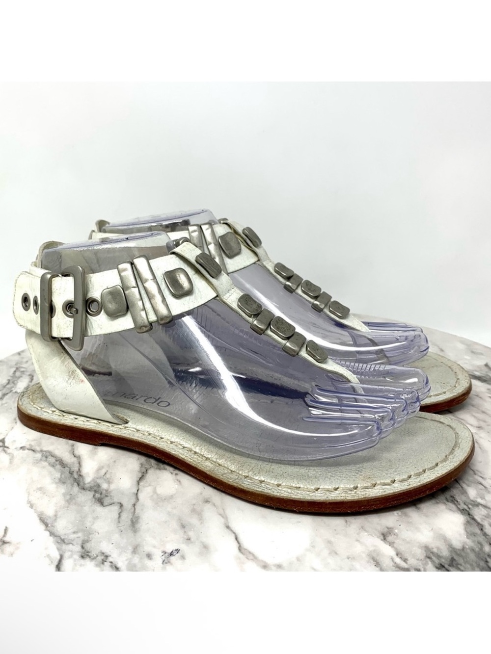 Bernardo Milan T-Strap Embellished Flat White Leather Sandals 7 Brazil Bohemian